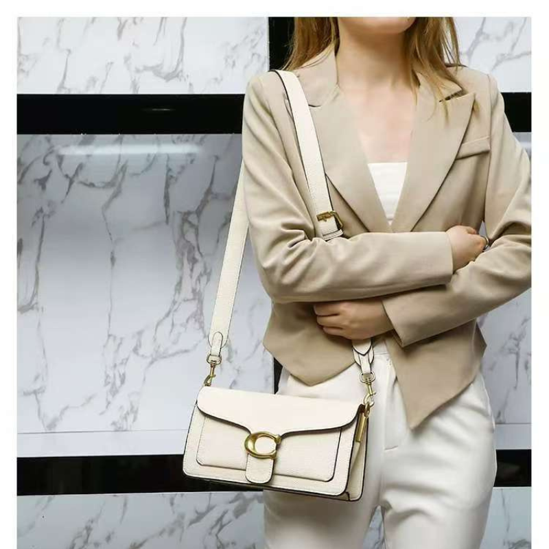 Premium quality white ladies leather fashion bag